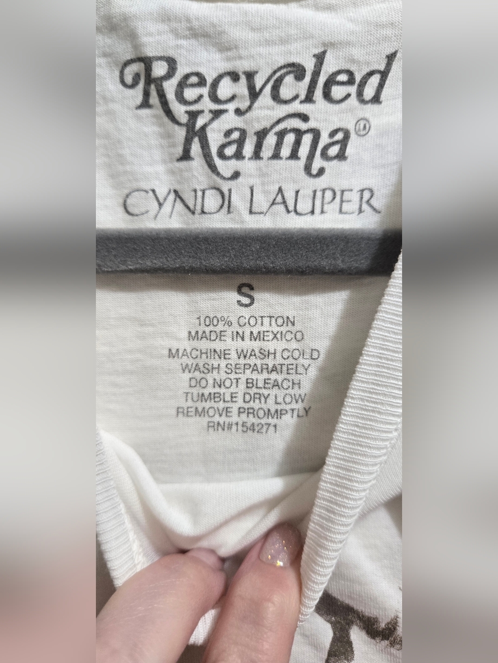 Recycled Karma Cyndi Lauper Girls Just Wanna Have Fun Graphic Baby Tee Size S - Picture 5 of 6